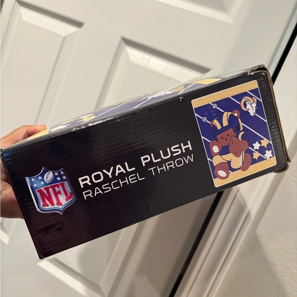 Los Angeles Rams NFL Royal Plush Baby Blanket New in Box 40 x 50
